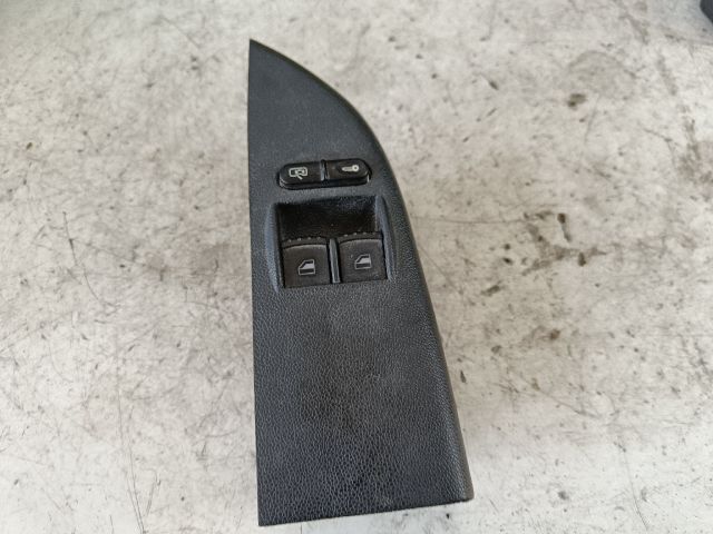 bontott SKODA FABIA I Bal első Ablakemelő Kapcsoló