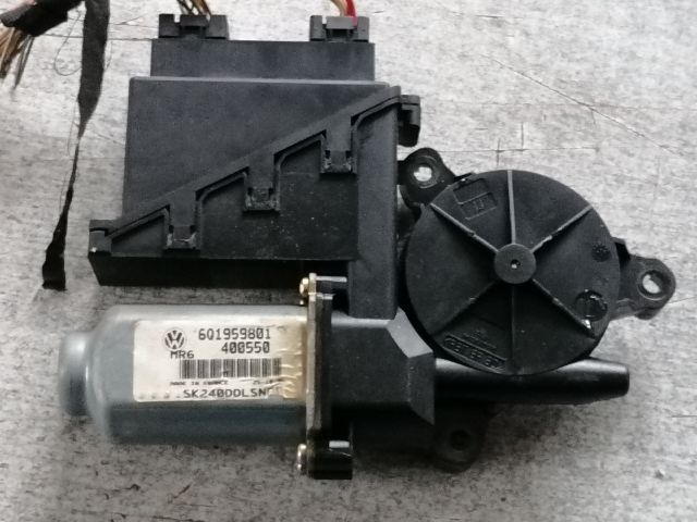 bontott SKODA FABIA I Bal első Ablakemelő Motor