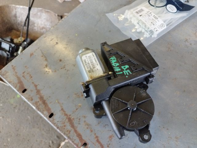 bontott SKODA FABIA I Bal első Ablakemelő Motor