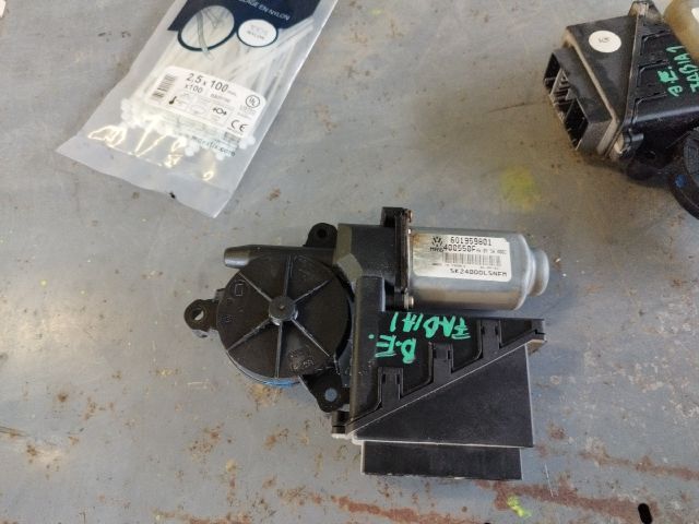 bontott SKODA FABIA I Bal első Ablakemelő Motor