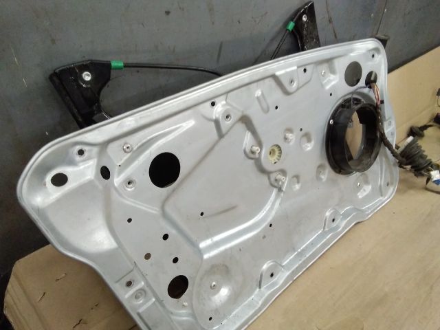 bontott SKODA FABIA I Bal első Ablakemelő Szerkezet (Mechanikus)