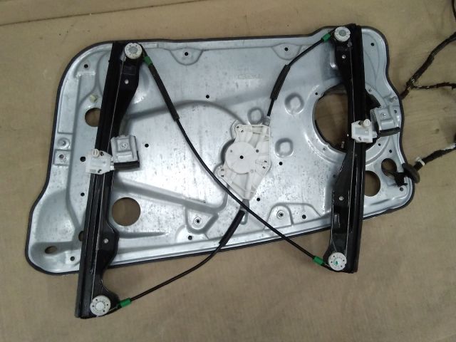 bontott SKODA FABIA I Bal első Ablakemelő Szerkezet (Mechanikus)
