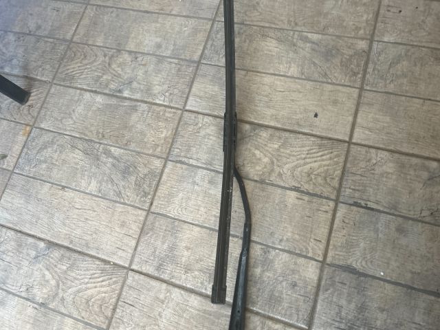 bontott SKODA FABIA I Bal első Ablaktörlő Kar