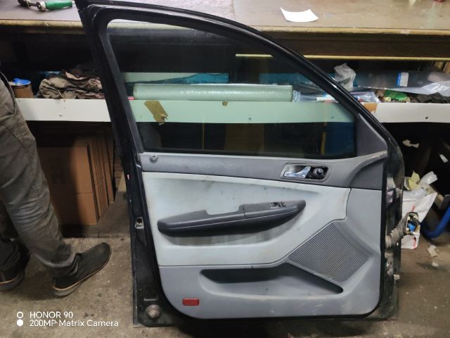 bontott SKODA FABIA I Bal első Ajtó (Részeivel)