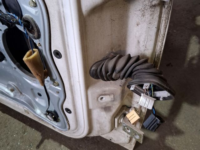 bontott SKODA FABIA I Bal első Ajtó (Részeivel)