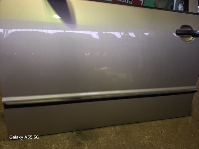 bontott SKODA FABIA I Bal első Ajtó (Részeivel)