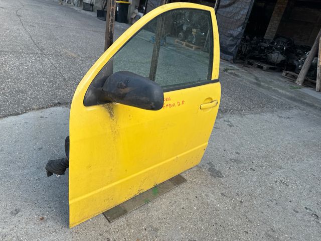 bontott SKODA FABIA I Bal első Ajtó (Részeivel)