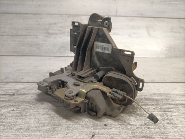 bontott SKODA FABIA I Bal első Ajtózár