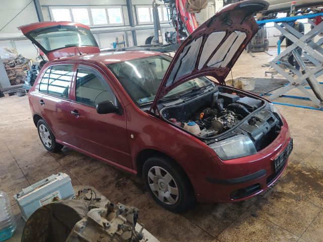 bontott SKODA FABIA I Bal első Ajtózár