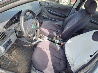 bontott SKODA FABIA I Bal első Ajtózár