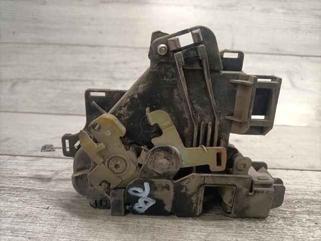 bontott SKODA FABIA I Bal első Ajtózár