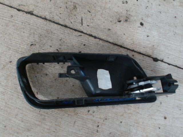 bontott SKODA FABIA I Bal első Belső Kilincs