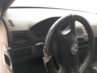 bontott SKODA FABIA I Bal első Kilincs Bowden