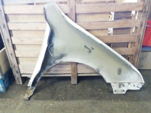 bontott SKODA FABIA I Bal első Sárvédő