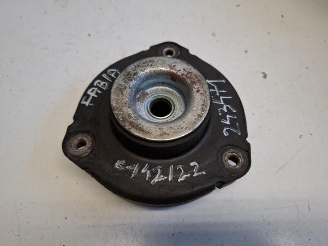 bontott SKODA FABIA I Bal első Toronycsapágy