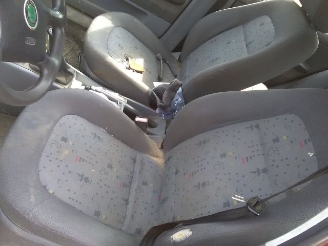 bontott SKODA FABIA I Bal első Ülés