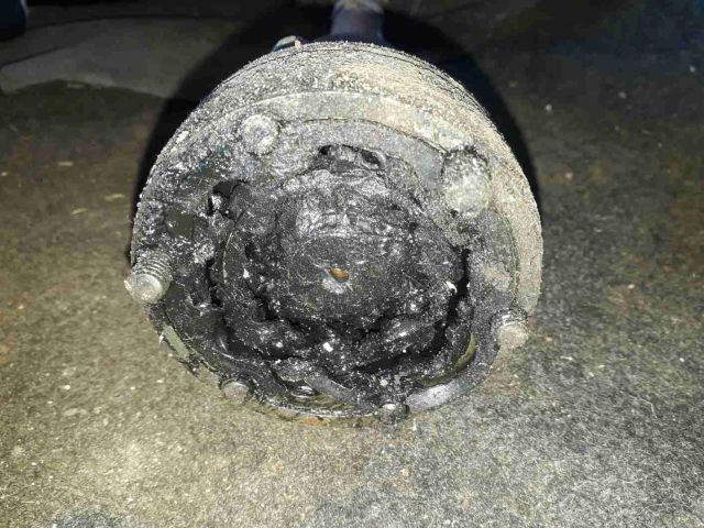 bontott SKODA FABIA I Bal Féltengely