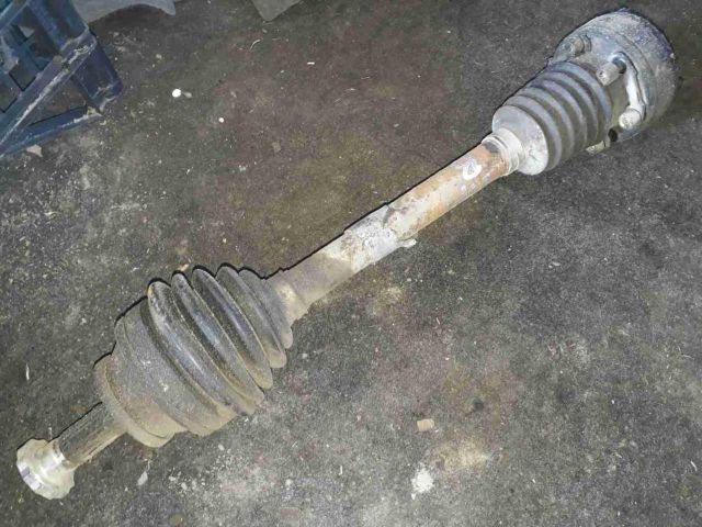 bontott SKODA FABIA I Bal Féltengely