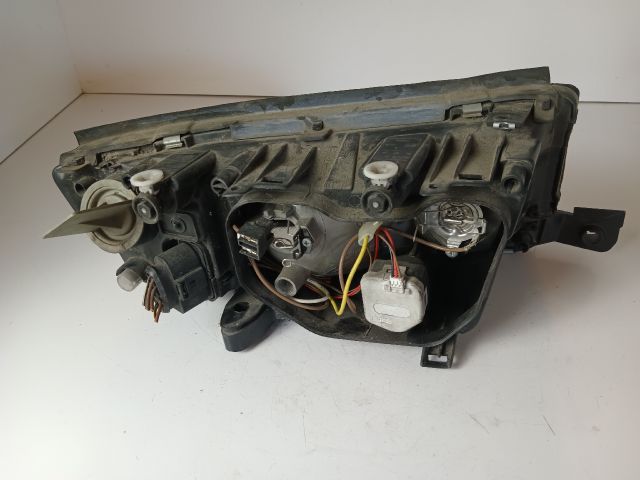 bontott SKODA FABIA I Bal Fényszóró