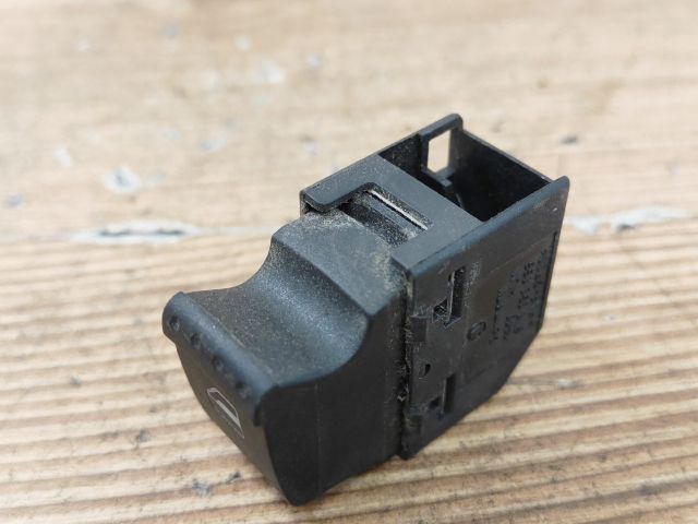 bontott SKODA FABIA I Bal hátsó Ablakemelő Kapcsoló