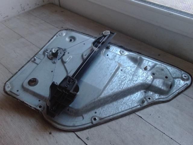 bontott SKODA FABIA I Bal hátsó Ablakemelő Szerkezet (Mechanikus)