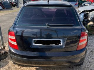 bontott SKODA FABIA I Bal hátsó Ablakvezető Gumi