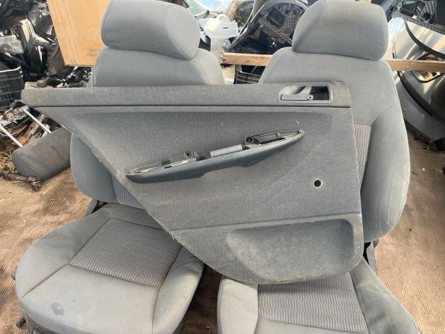 bontott SKODA FABIA I Bal hátsó Ajtó Kárpit