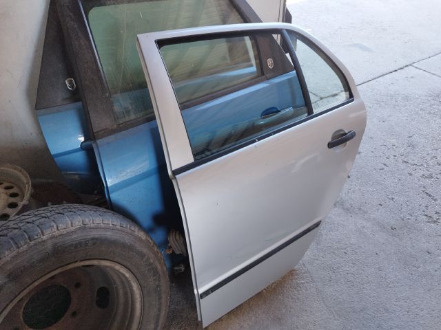 bontott SKODA FABIA I Bal hátsó Ajtó (Részeivel)