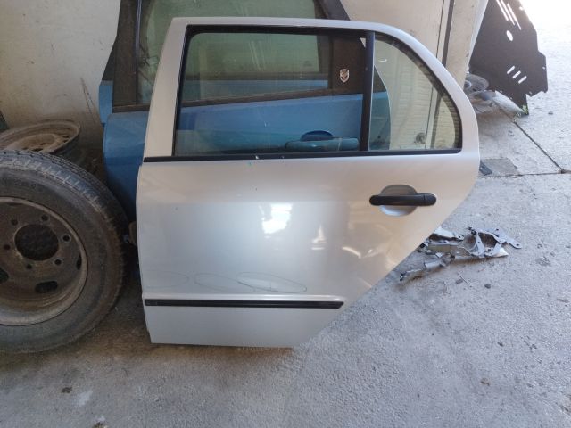 bontott SKODA FABIA I Bal hátsó Ajtó (Részeivel)