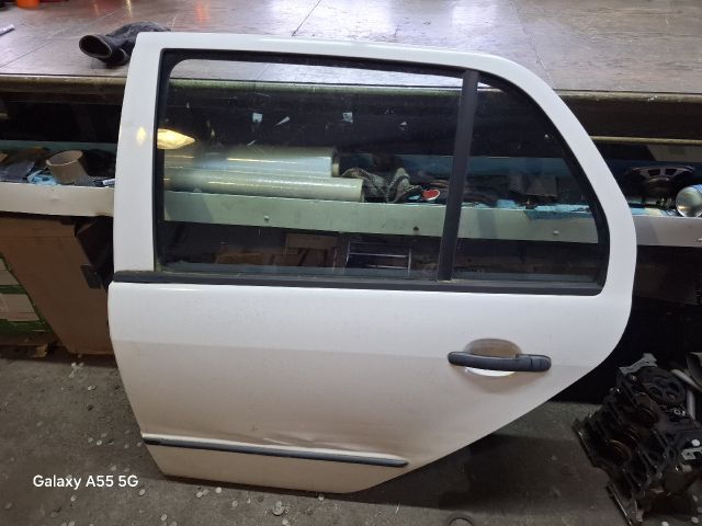 bontott SKODA FABIA I Bal hátsó Ajtó (Részeivel)