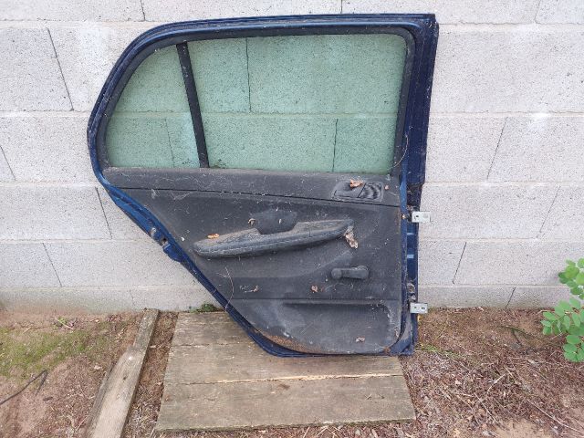 bontott SKODA FABIA I Bal hátsó Ajtó (Részeivel)