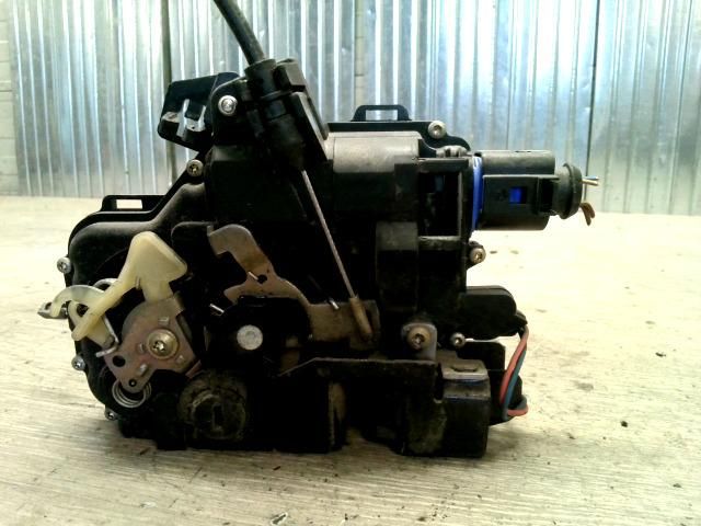 bontott SKODA FABIA I Bal hátsó Ajtózár