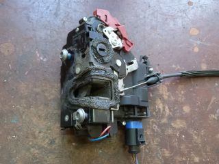 bontott SKODA FABIA I Bal hátsó Ajtózár