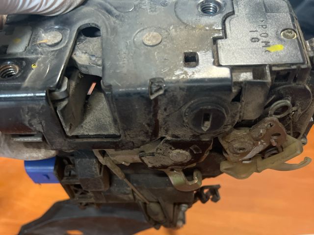 bontott SKODA FABIA I Bal hátsó Ajtózár