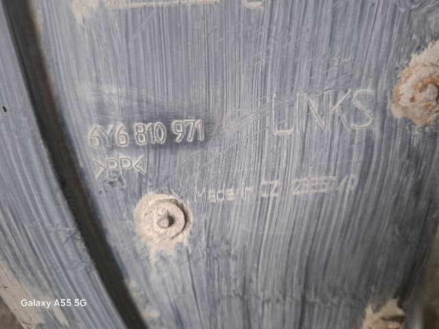 bontott SKODA FABIA I Bal hátsó Dobbetét (Kerékjárati, Műanyag)