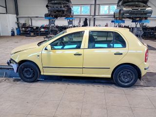 bontott SKODA FABIA I Bal hátsó Fixüveg (Ajtóban)