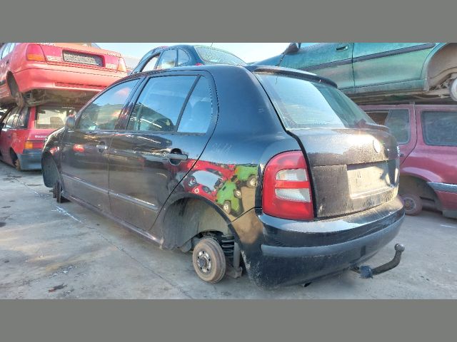 bontott SKODA FABIA I Bal hátsó Fixüveg (Ajtóban)