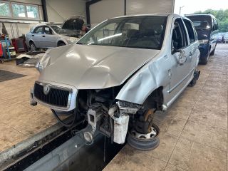 bontott SKODA FABIA I Bal hátsó Fixüveg (Ajtóban)