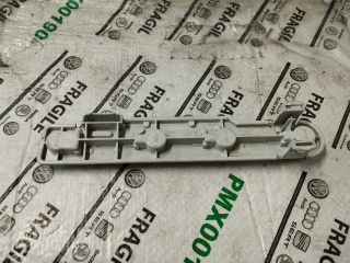 bontott SKODA FABIA I Bal Hátsó Lámpa Foglalat