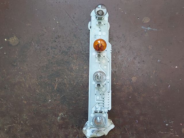 bontott SKODA FABIA I Bal Hátsó Lámpa Foglalat