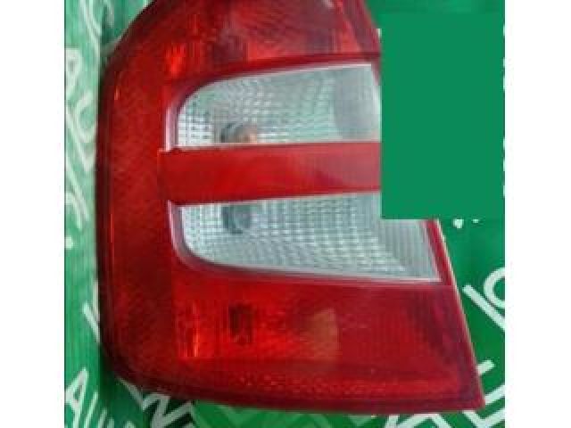 bontott SKODA FABIA I Bal Hátsó Lámpa