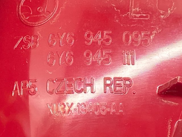 bontott SKODA FABIA I Bal Hátsó Lámpa