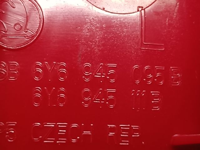 bontott SKODA FABIA I Bal Hátsó Lámpa