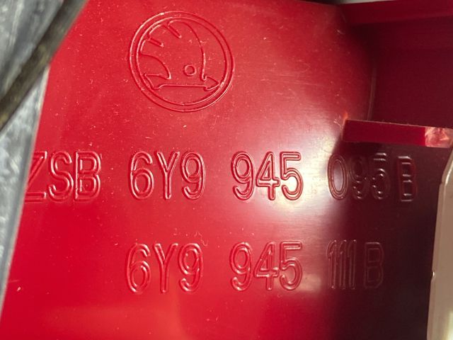 bontott SKODA FABIA I Bal Hátsó Lámpa