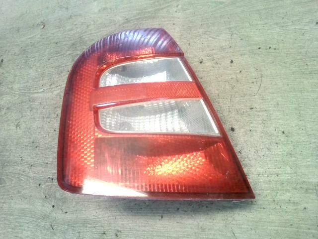 bontott SKODA FABIA I Bal Hátsó Lámpa