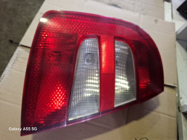 bontott SKODA FABIA I Bal Hátsó Lámpa