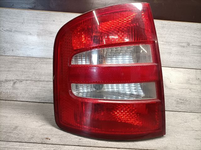 bontott SKODA FABIA I Bal Hátsó Lámpa