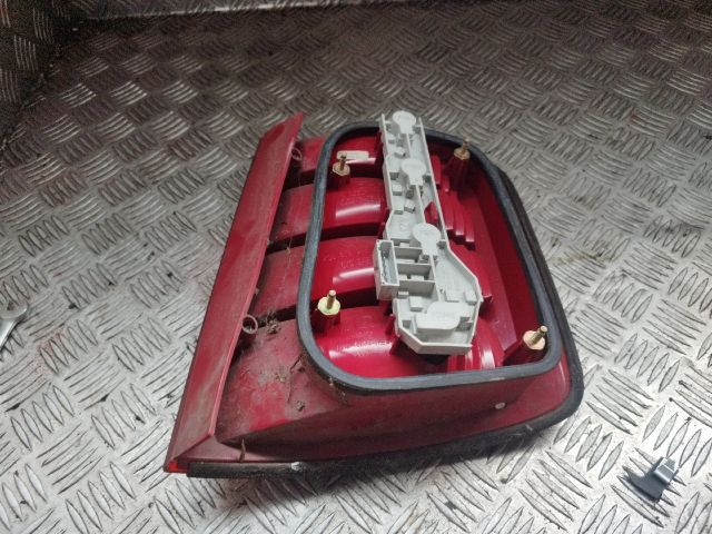 bontott SKODA FABIA I Bal Hátsó Lámpa