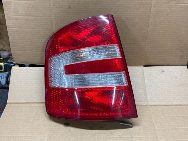 bontott SKODA FABIA I Bal Hátsó Lámpa