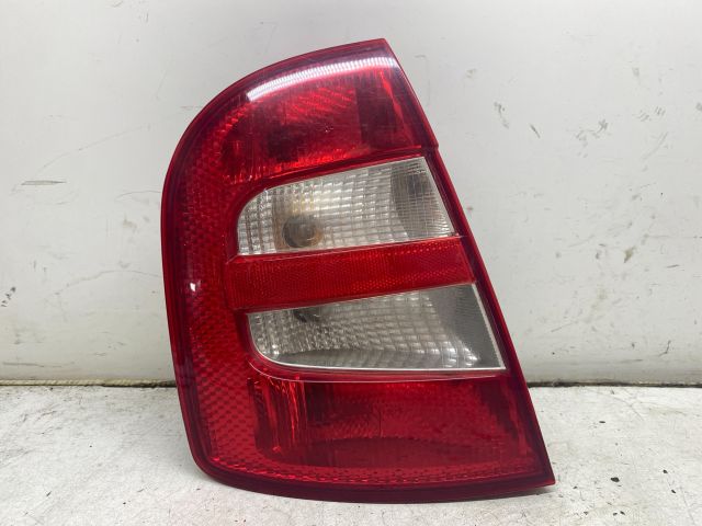 bontott SKODA FABIA I Bal Hátsó Lámpa